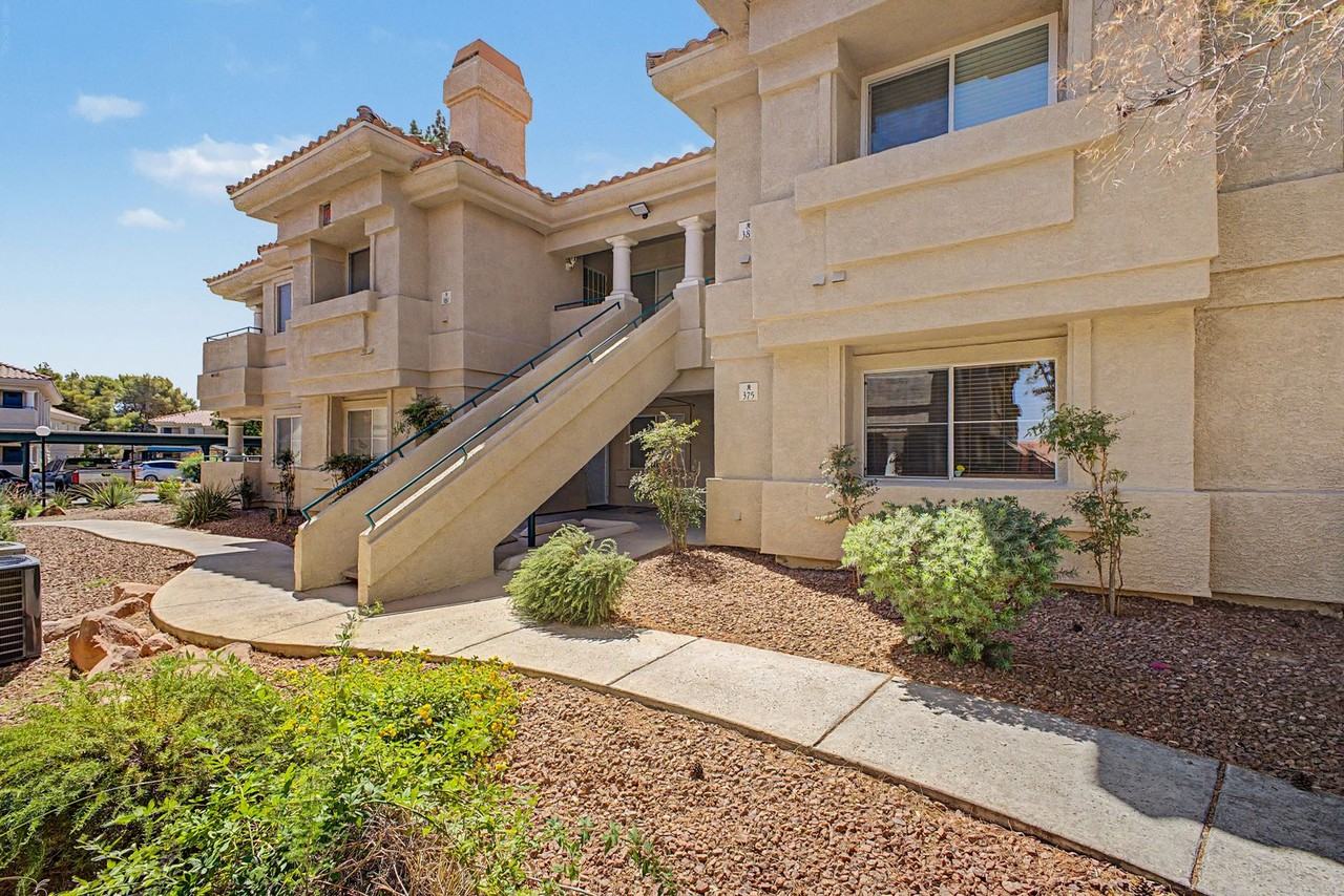 381 Manti Pl