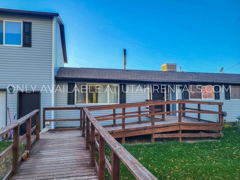 5162 Sw - Photo 2 of 18