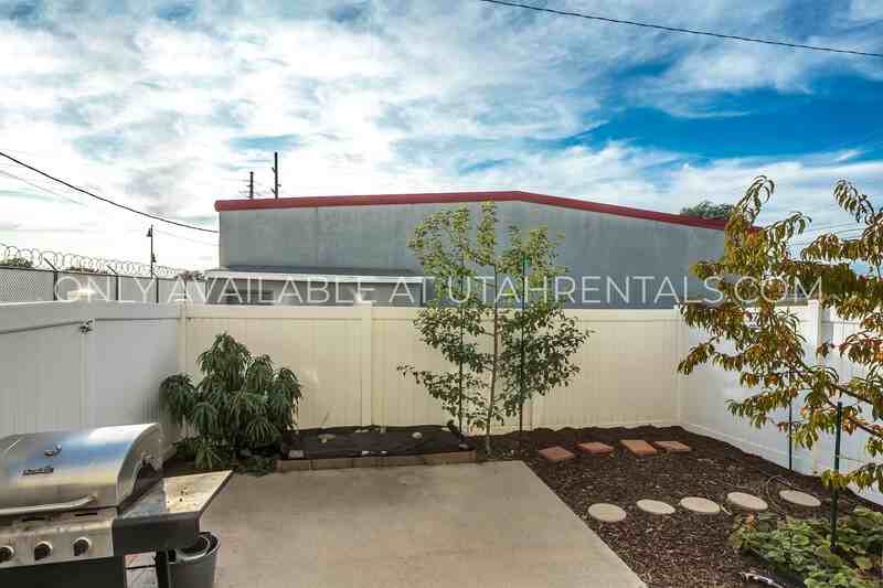 1342 Se - Photo 4 of 19