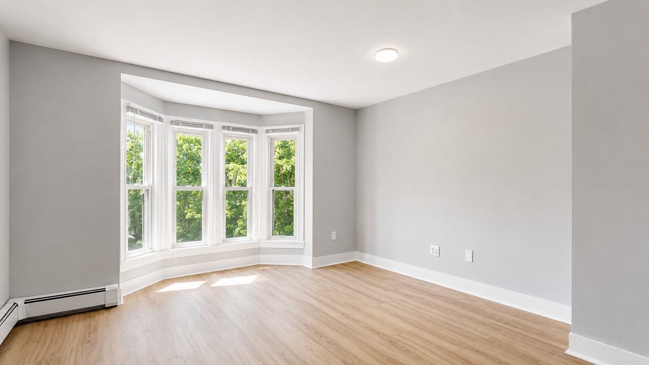 832 Washington Street - Photo 3 of 26