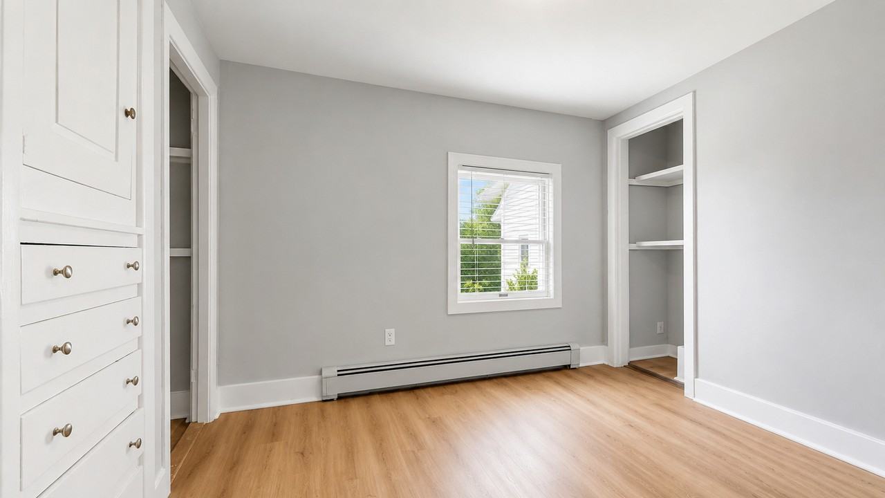 832 Washington Street - Photo 5 of 26