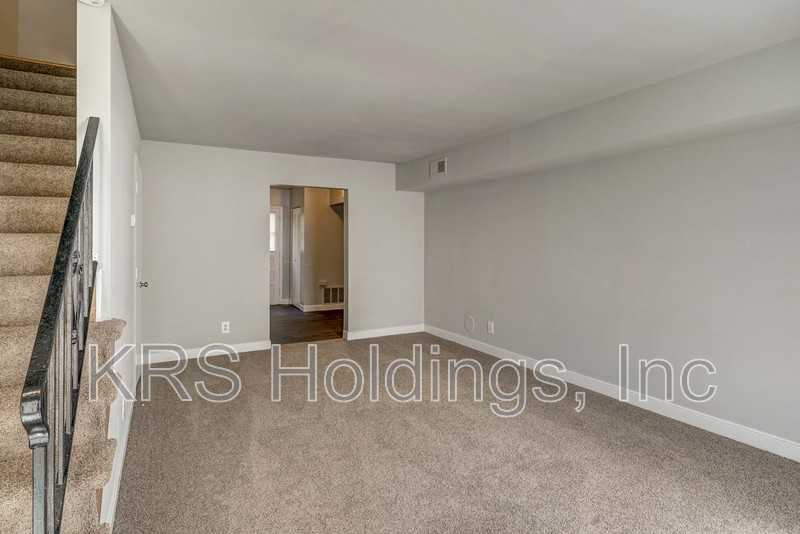 5244 Goolsby Ct - Photo 3 of 24