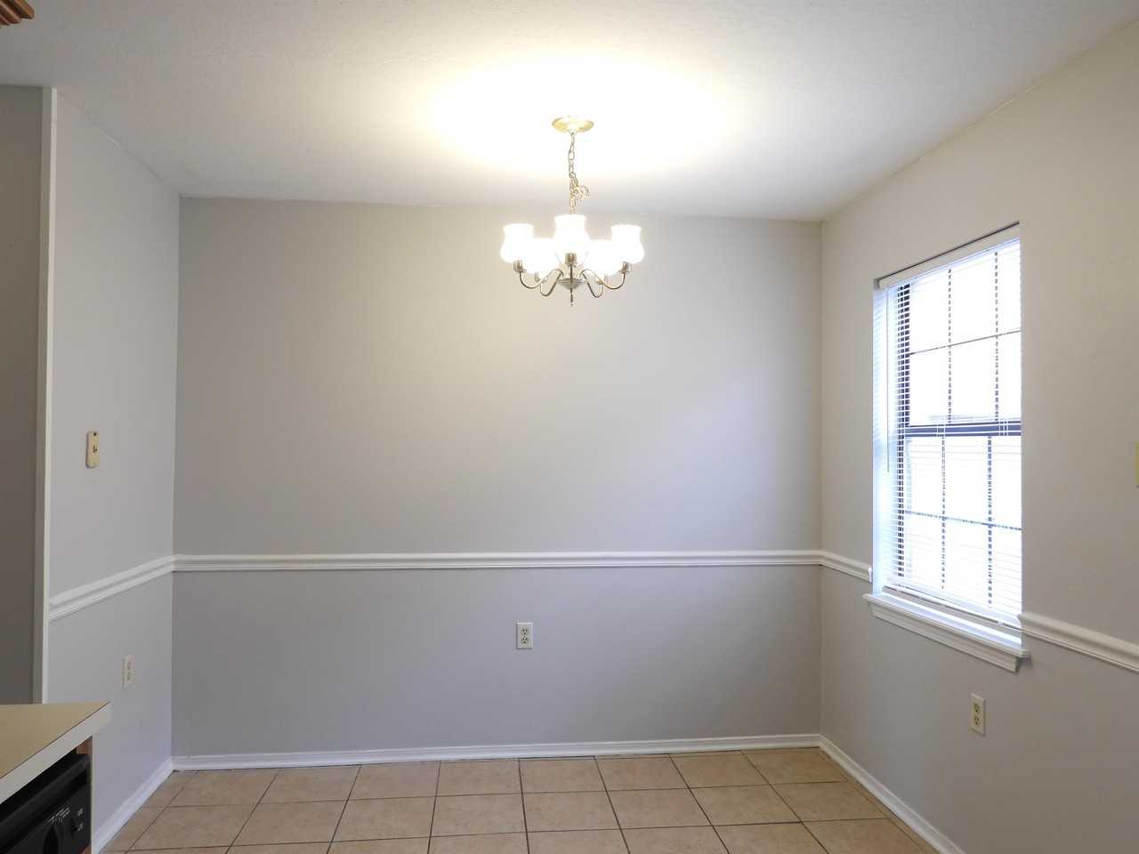 Shenandoah Townhomes - Photo 2 of 39