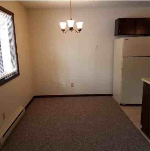 518 Oak Avenue - Photo 2 of 10