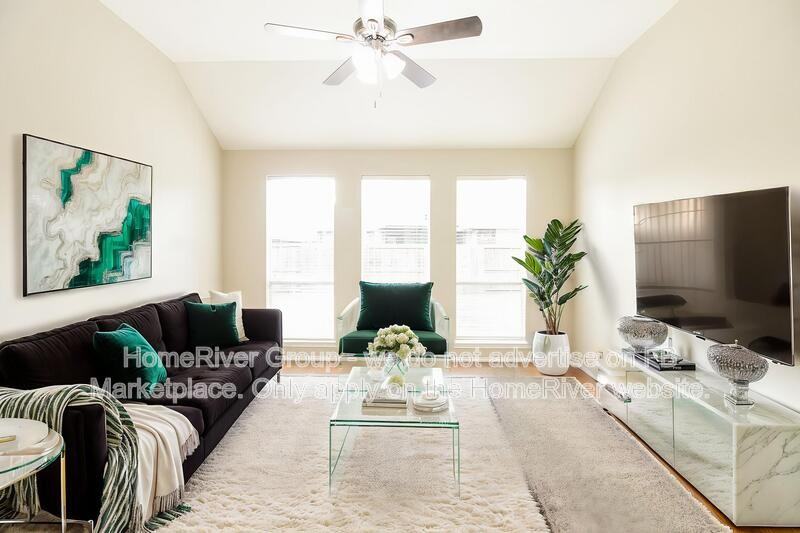 18431 Sailfish Cove Dr - Photo 3 of 26