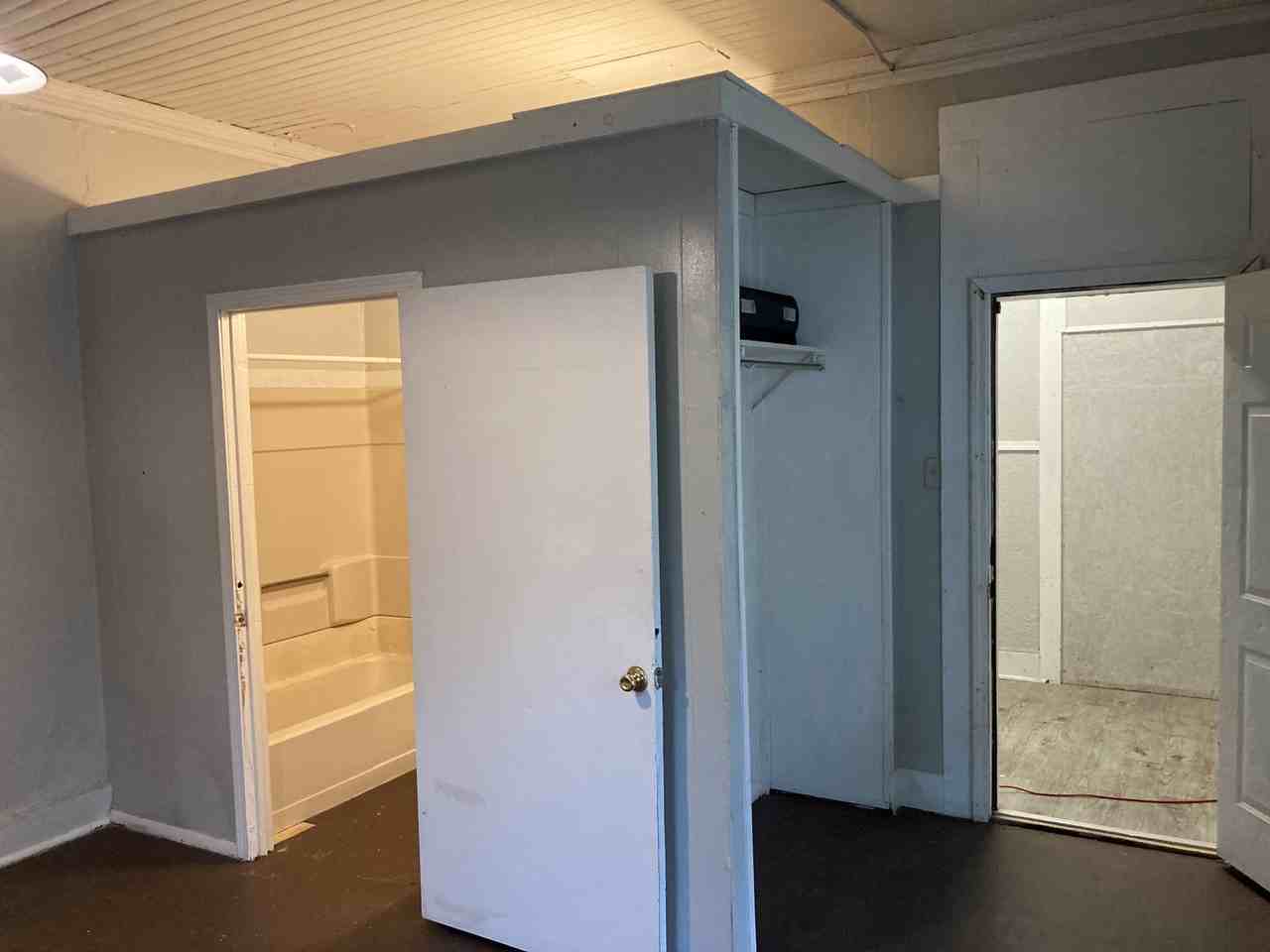 622 North 19th Street - Photo 5 of 12