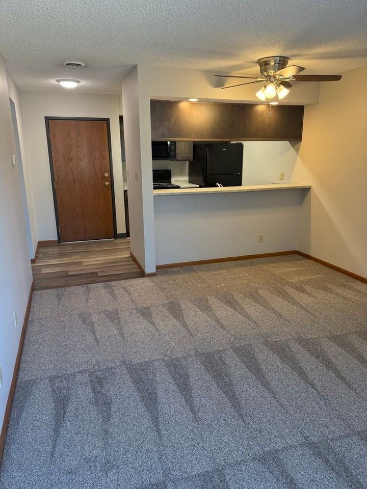 Gate Park Apartments - Photo 4 of 20