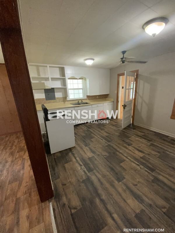 485 Perkins St - Photo 4 of 16