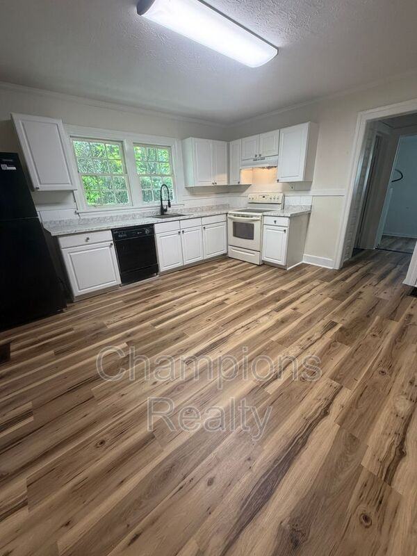 1509 11th Ave - Photo 7 of 7