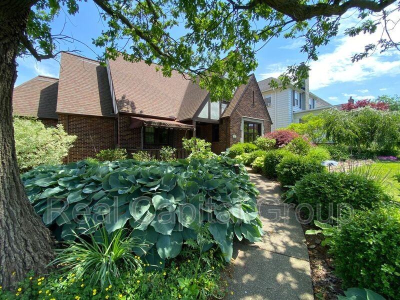54 Washington Hwy