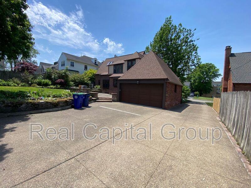 54 Washington Hwy - Photo 3 of 28