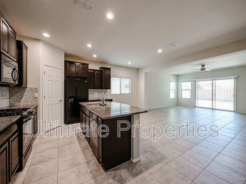 17777 W Maya Way - Photo 3 of 20
