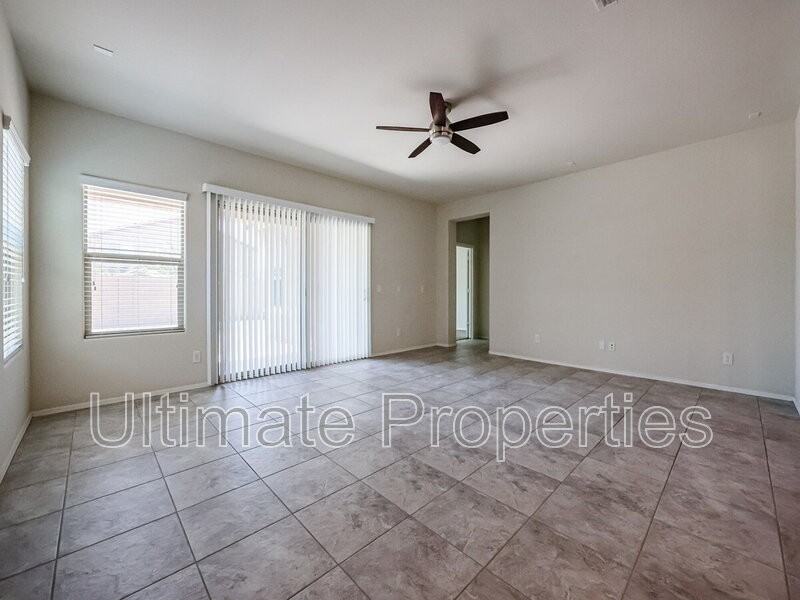 17777 W Maya Way - Photo 7 of 20