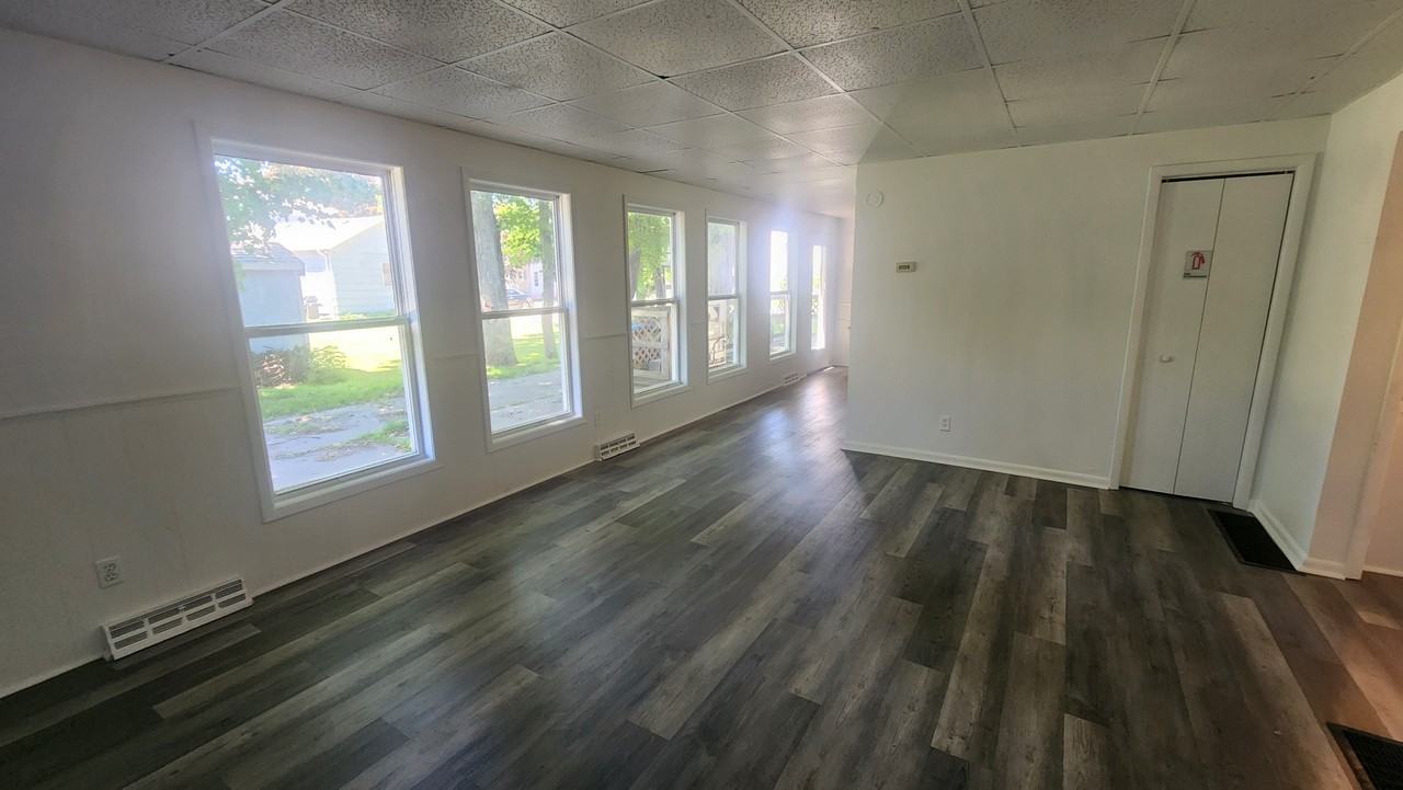 180-182 Prospect Street - Photo 6 of 12