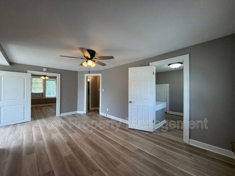 5717 Hartley St #2 - Photo 3 of 11