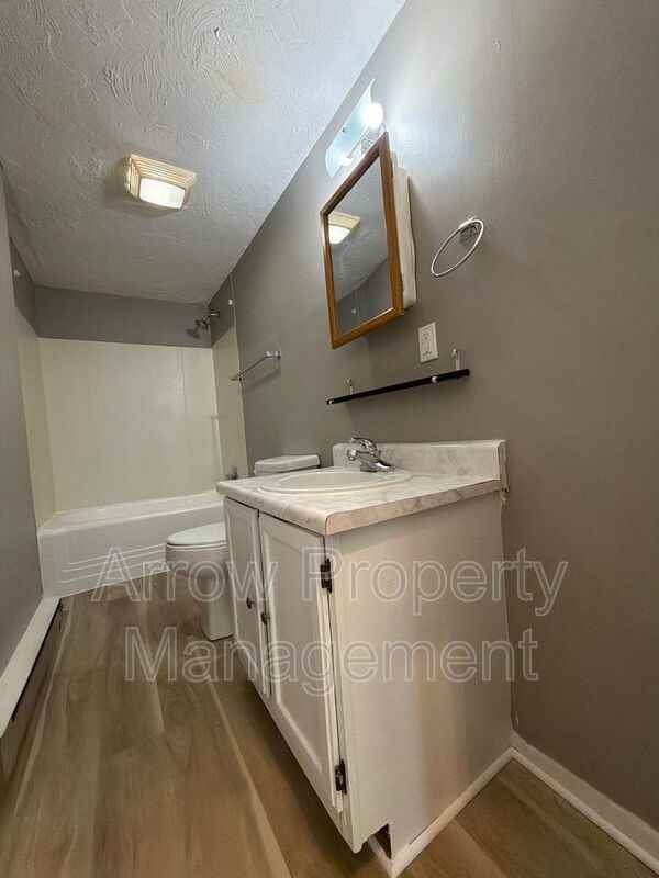 5717 Hartley St #2 - Photo 7 of 11