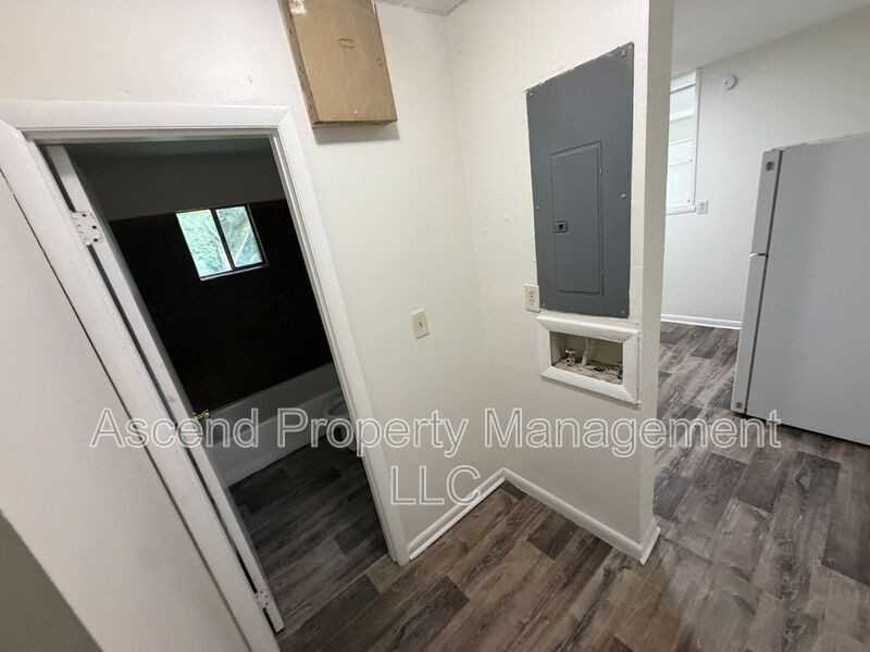 1206 Sholar Ave #A - Photo 6 of 10