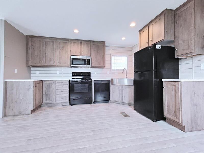 4617 Rainbow Ln - Photo 2 of 26