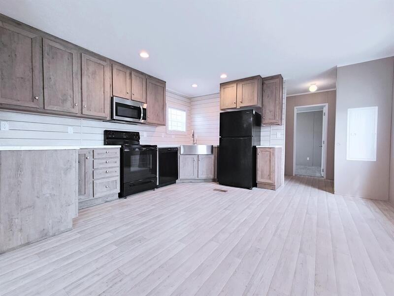 4617 Rainbow Ln - Photo 3 of 26