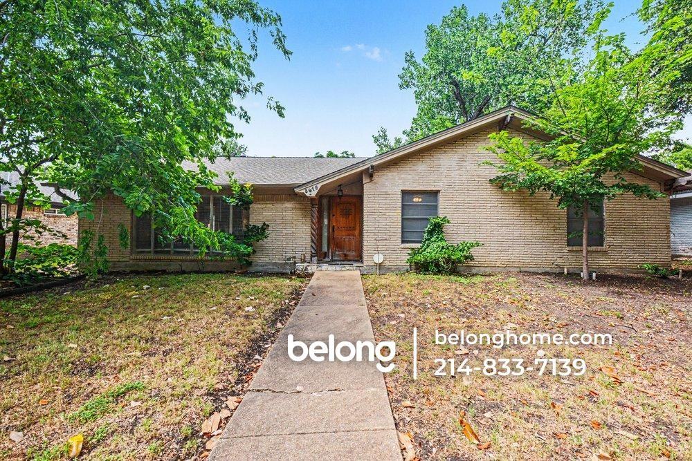 8615 Skyline Dr
