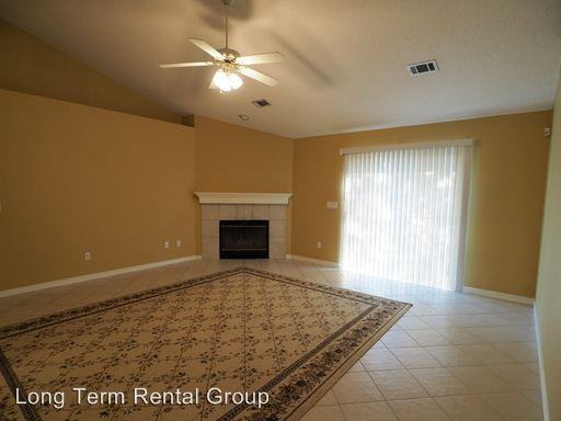 1404 Lora Point Ln - Photo 3 of 17