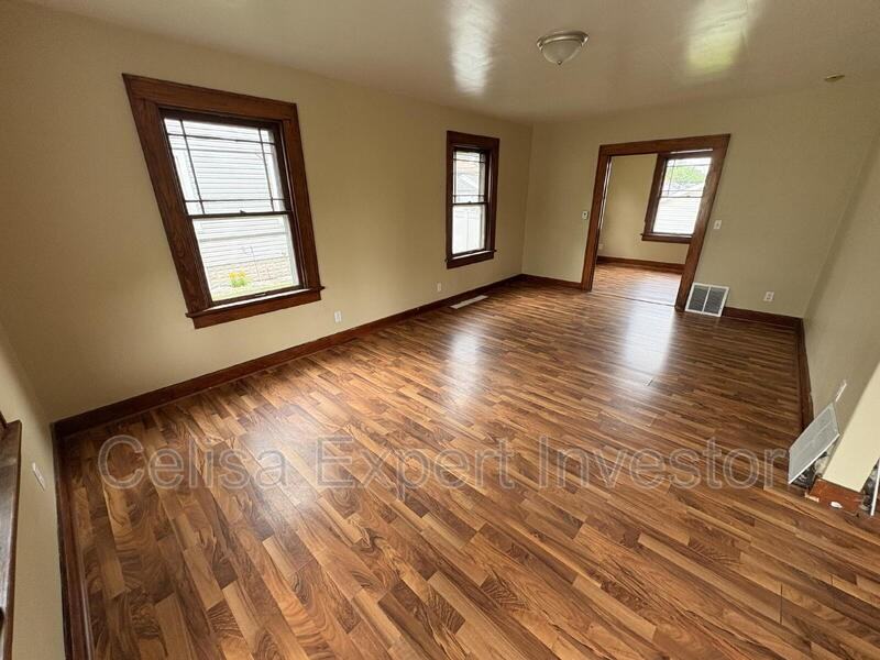 644 Greenlawn Ave - Photo 2 of 10