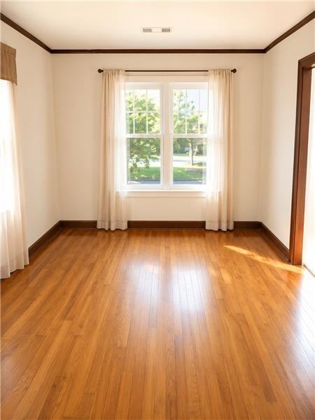 120 Jenks St - Photo 5 of 13