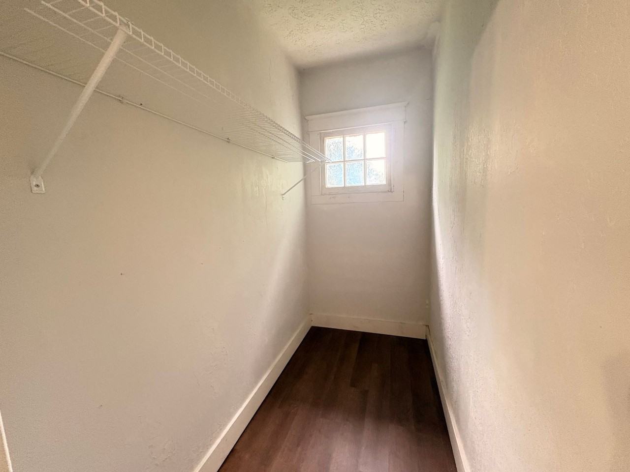 311 N Center Ave - Photo 7 of 23