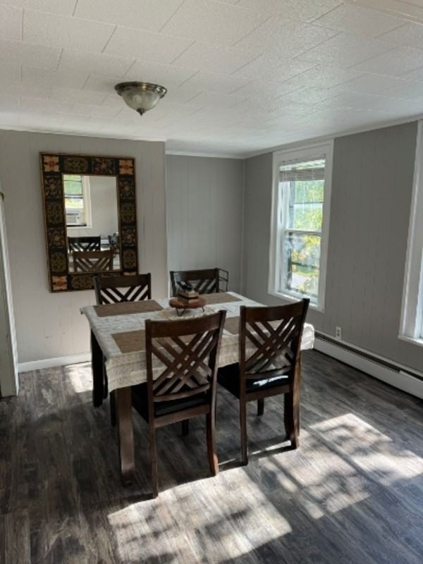105 E Hamilton St - Photo 3 of 12
