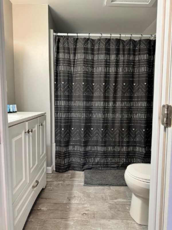 105 E Hamilton St - Photo 6 of 12