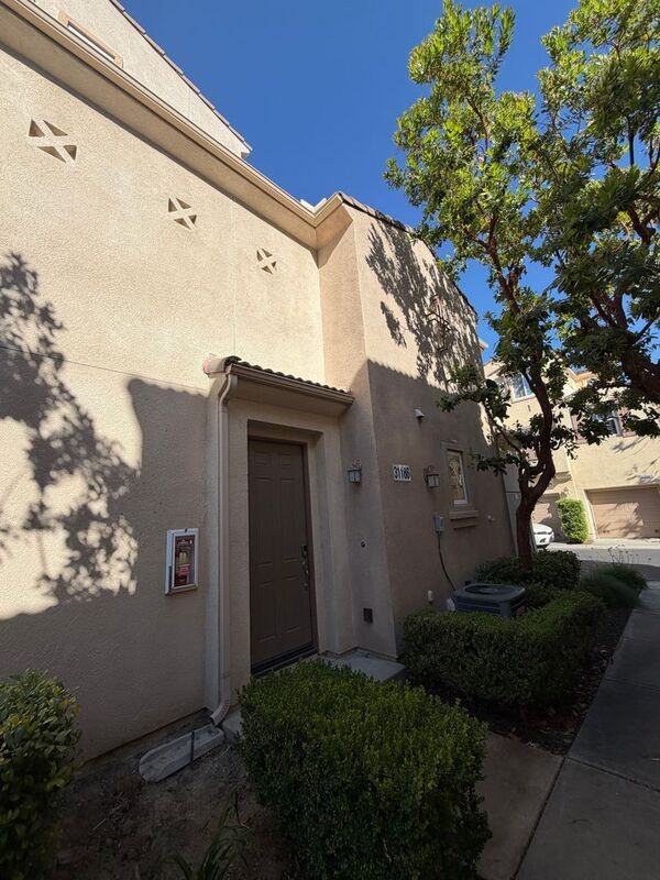 31186 Lavender Ct - Photo 2 of 8