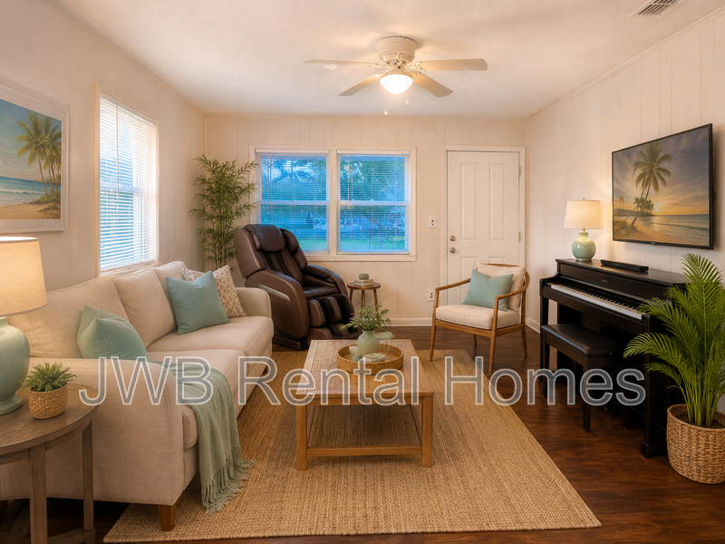 4935 Portsmouth Ave - Photo 7 of 11