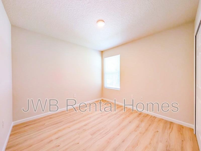 4296 Gilbert St - Photo 6 of 15
