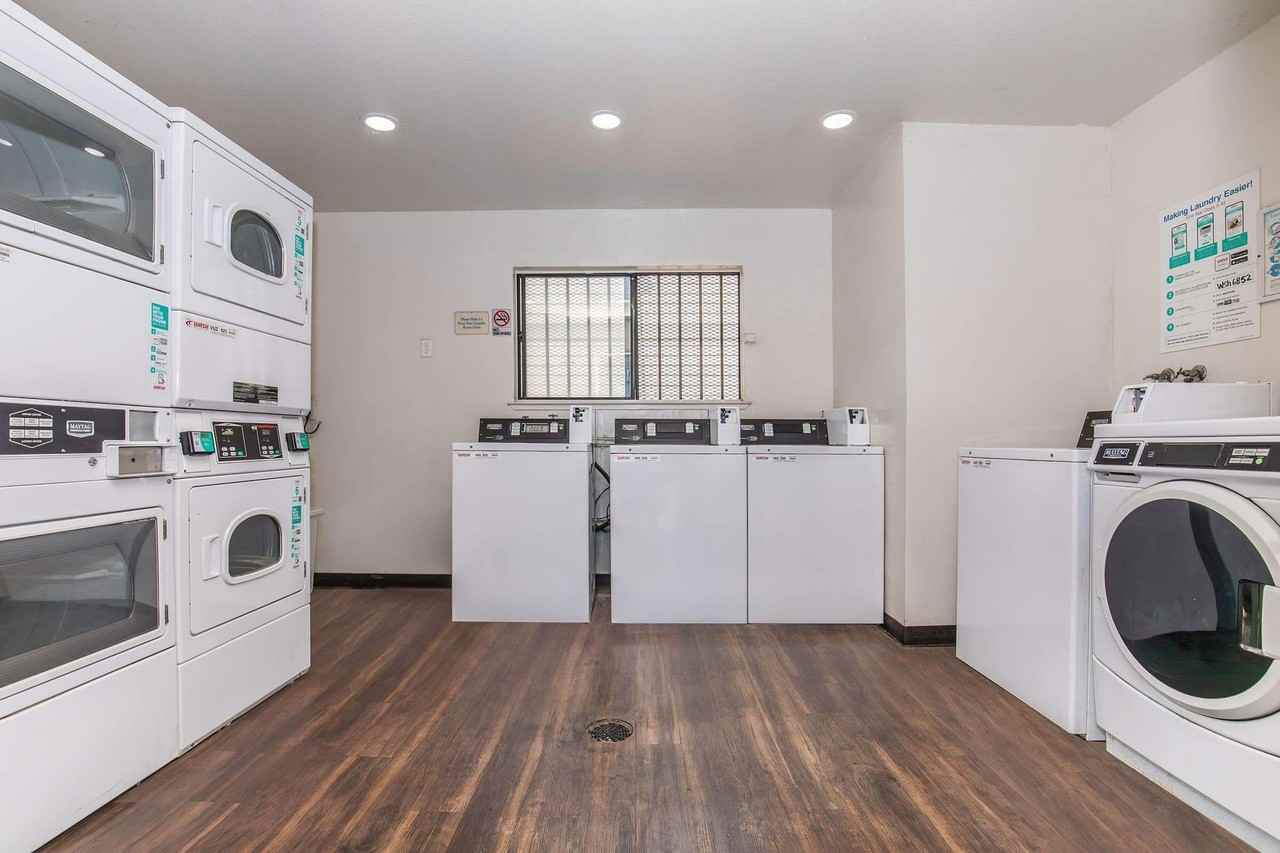 Victoria Square Apartment Homes - Photo 7 of 31
