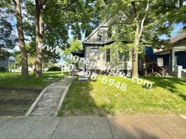 featured image of 2919 S Harrison St