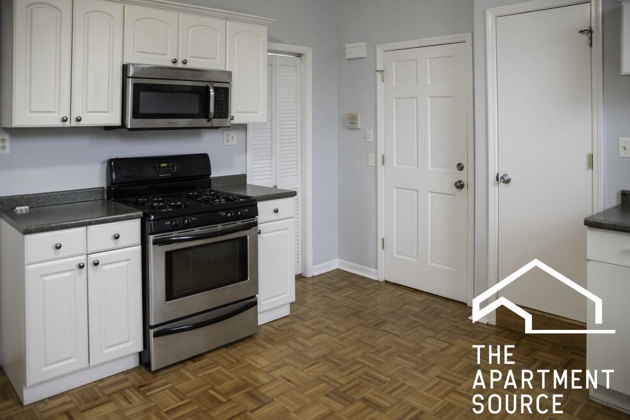 2215 W Wellington Ave #1R - Photo 7 of 23