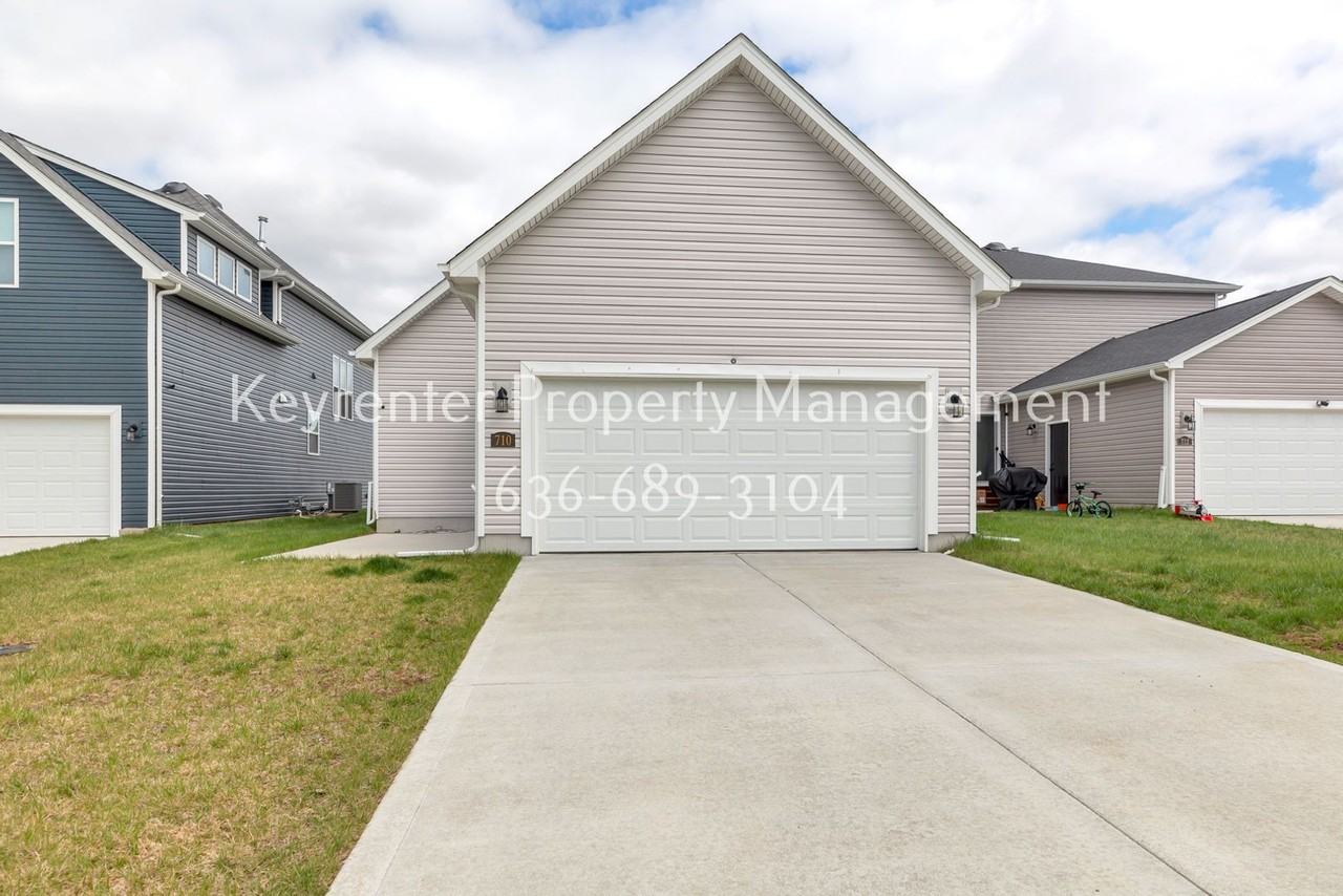710 Alban Aly - Photo 3 of 17