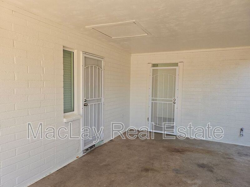 524 W 3rd Pl - Photo 2 of 22