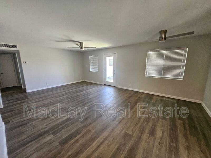 524 W 3rd Pl - Photo 6 of 22