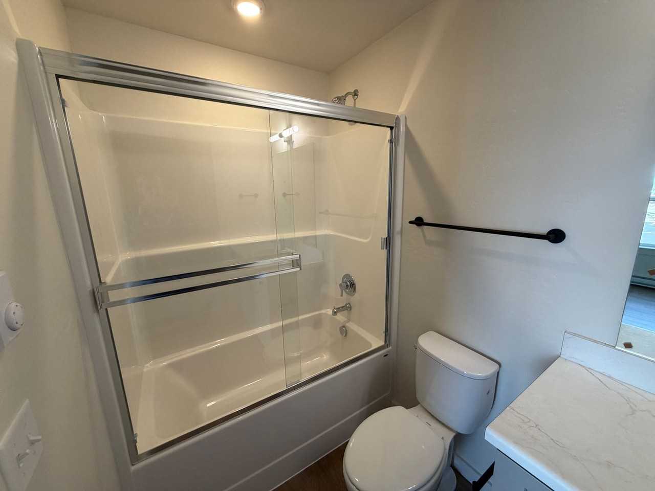 172 Brewers Blvd. - Photo 7 of 48