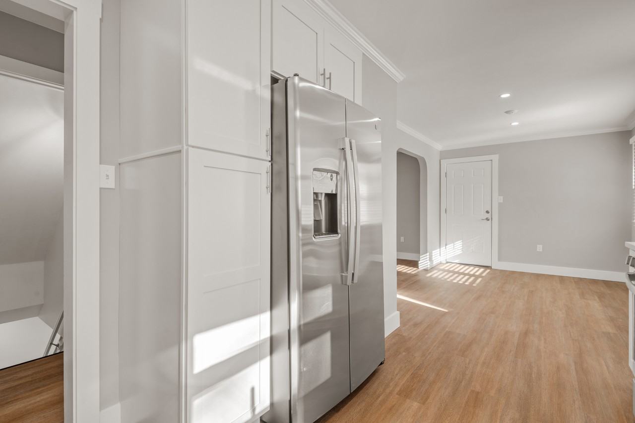 72 Barre Dr - Photo 5 of 22