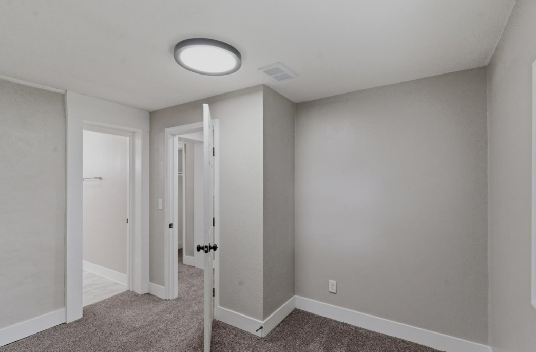 6310 S Benton Ave - Photo 6 of 7
