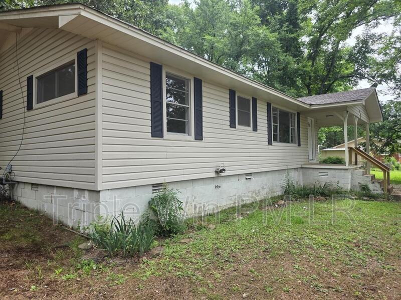 602 J K St - Photo 5 of 38