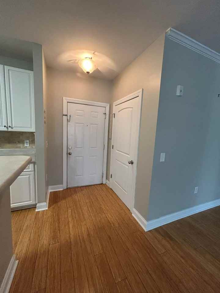 300 Gateway Condos Dr - Photo 6 of 50