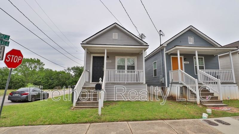 1400 Maple St - Photo 2 of 32
