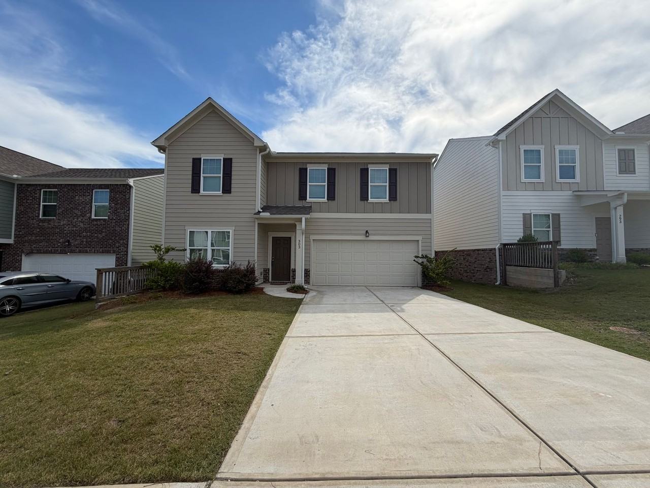 303 Hyde Park - Photo 2 of 23