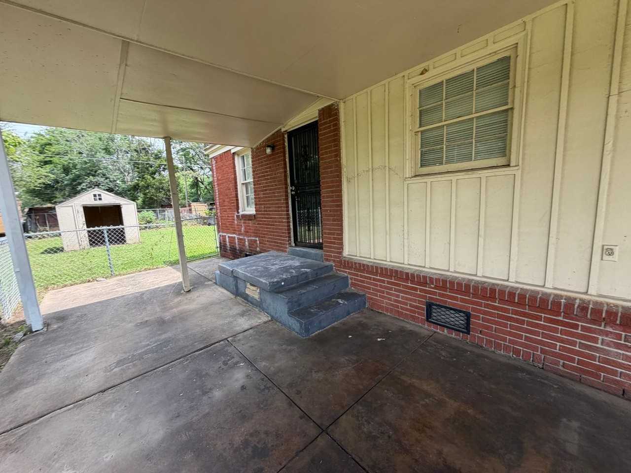344 E Shelby Dr - Photo 3 of 11