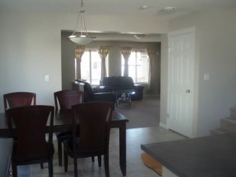 5567 Stevens Cres Nw - Photo 4 of 24