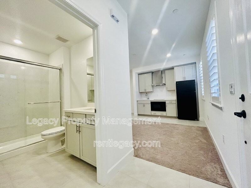 4098 Azul Way - Photo 5 of 12