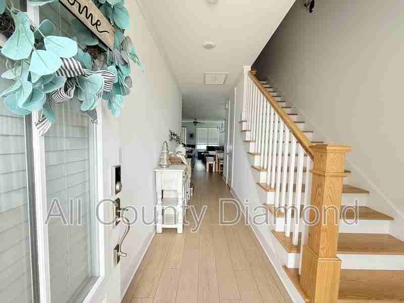 861 Breakfast Point Blvd - Photo 2 of 28